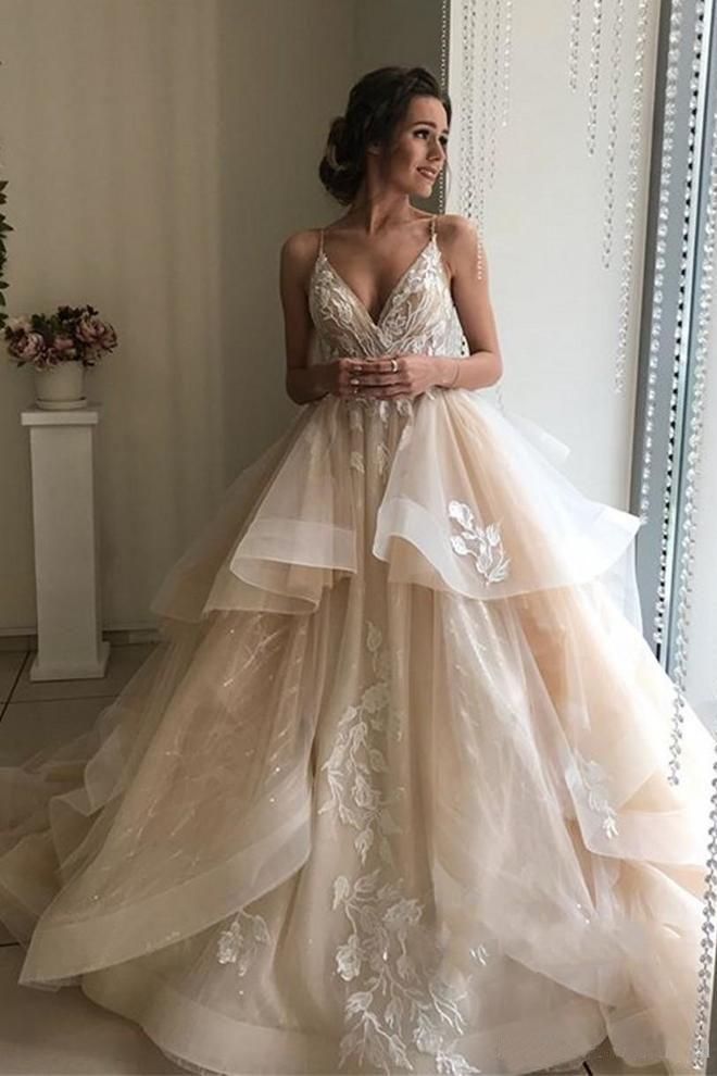 Spaghetti Straps V Neck Wedding Dresses with Layer, Sleeveless Wedding Gowns STC15424