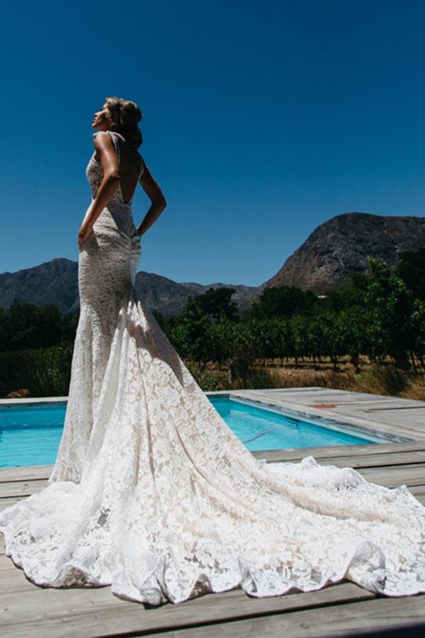 Gorgeous V Neck Sleeveless Court Train Backless Lace Appliques Wedding Dresses