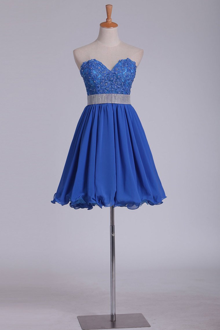 Chiffon Short/Mini Sweetheart With Applique A Line Homecoming Dresses