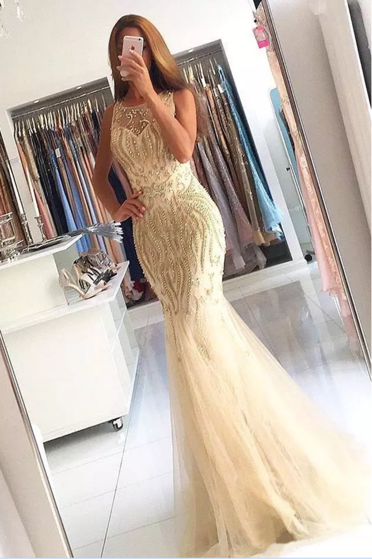 2024 Prom Dresses Scoop Beaded Bodice Tulle Sweep