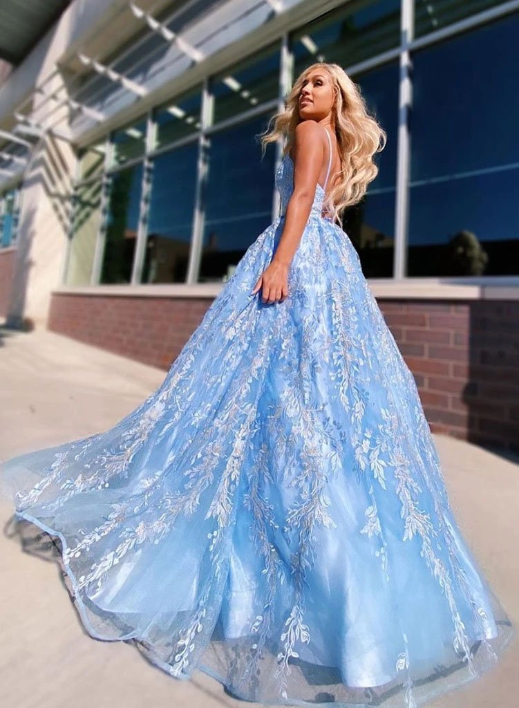 Flowy Ball Gown Light Blue Spaghetti Straps Prom Dresses, Lace Appliques Backless Prom Gowns STC15230