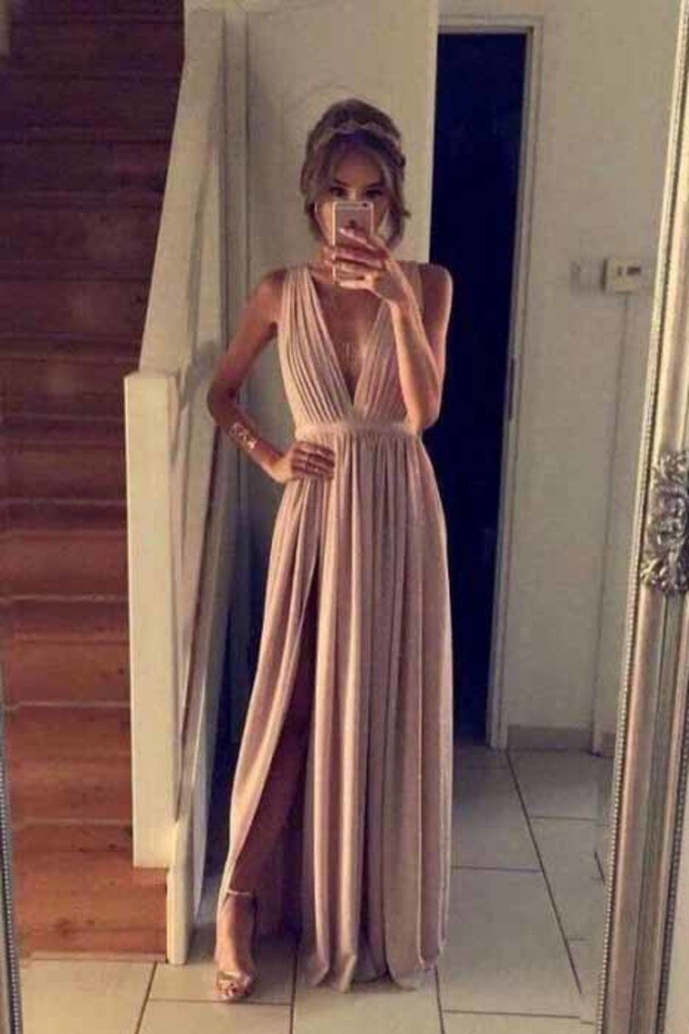 2024 Prom Dresses V Neck Chiffon With Ruffles And Slit Floor