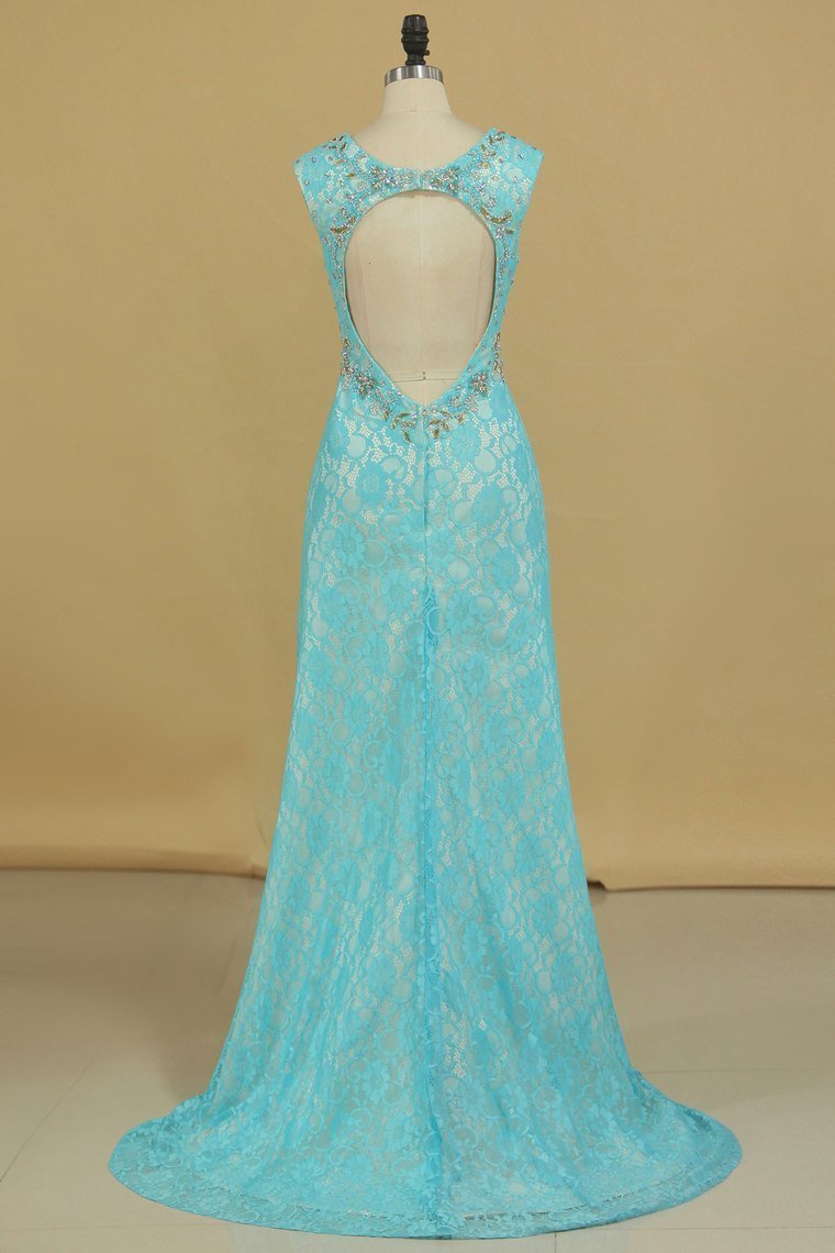 Sexy Open Back V Neck With Beads And Slit Prom Dresses Mermaid Lace Sweep