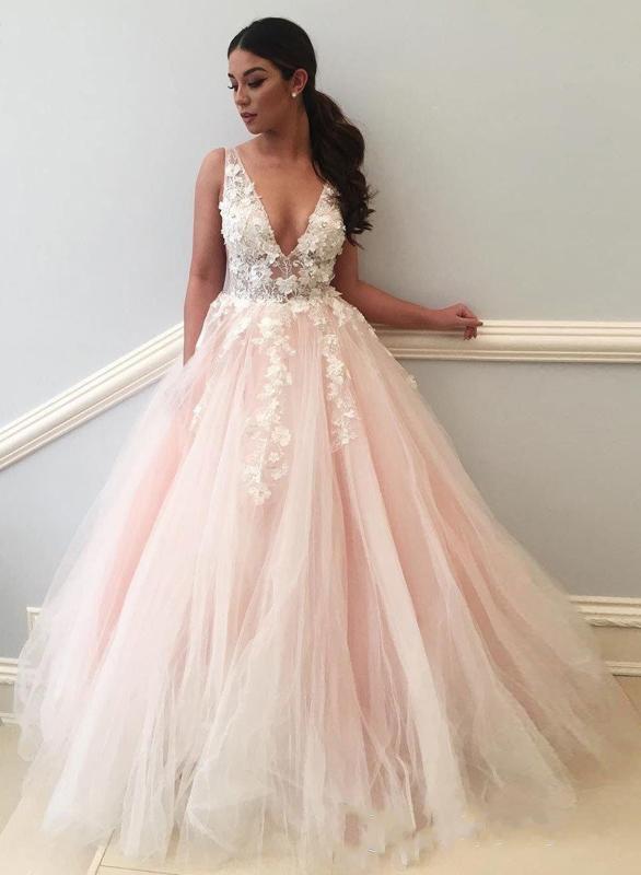 Charming Ball Gown V Neck Tulle Lace Appliques Prom Dresses Evening STC15625
