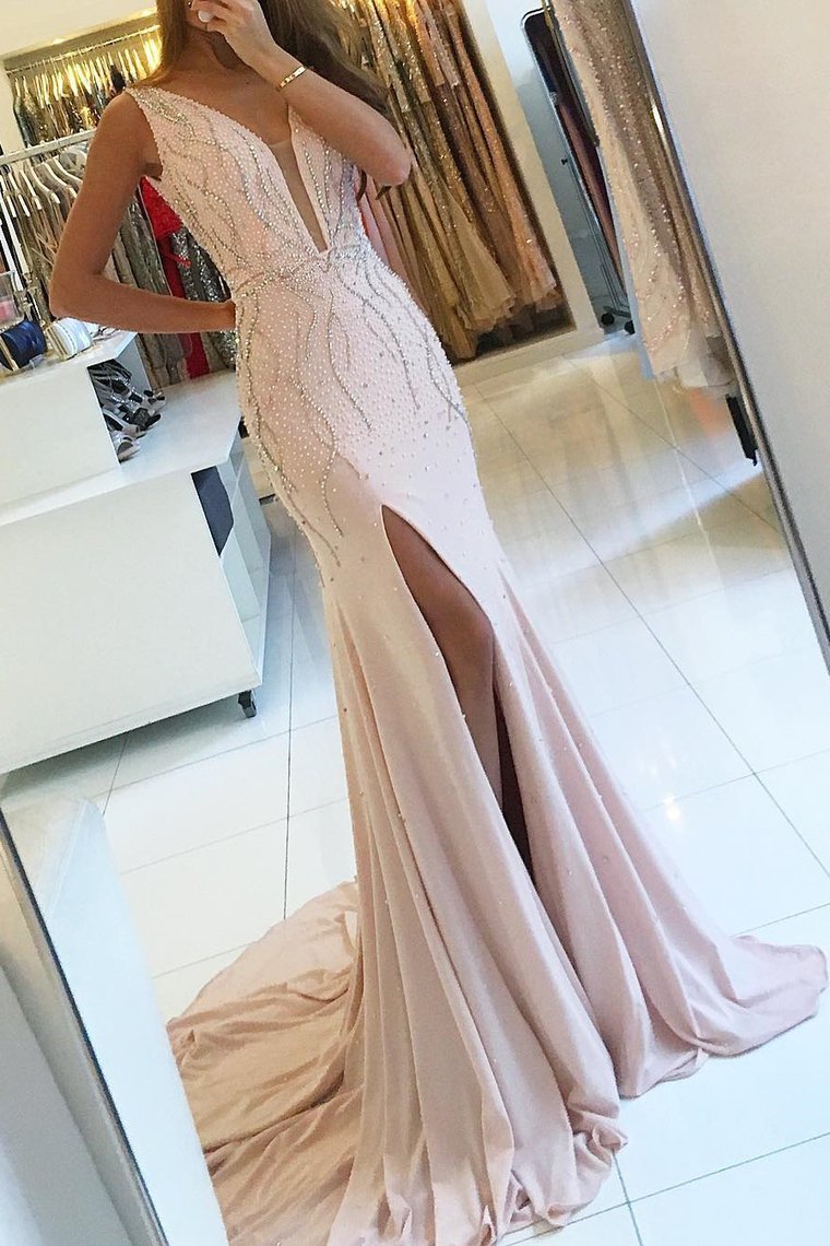 2024 V-Neck Mermaid Chiffon Prom Dresses With Beads And Slit Open