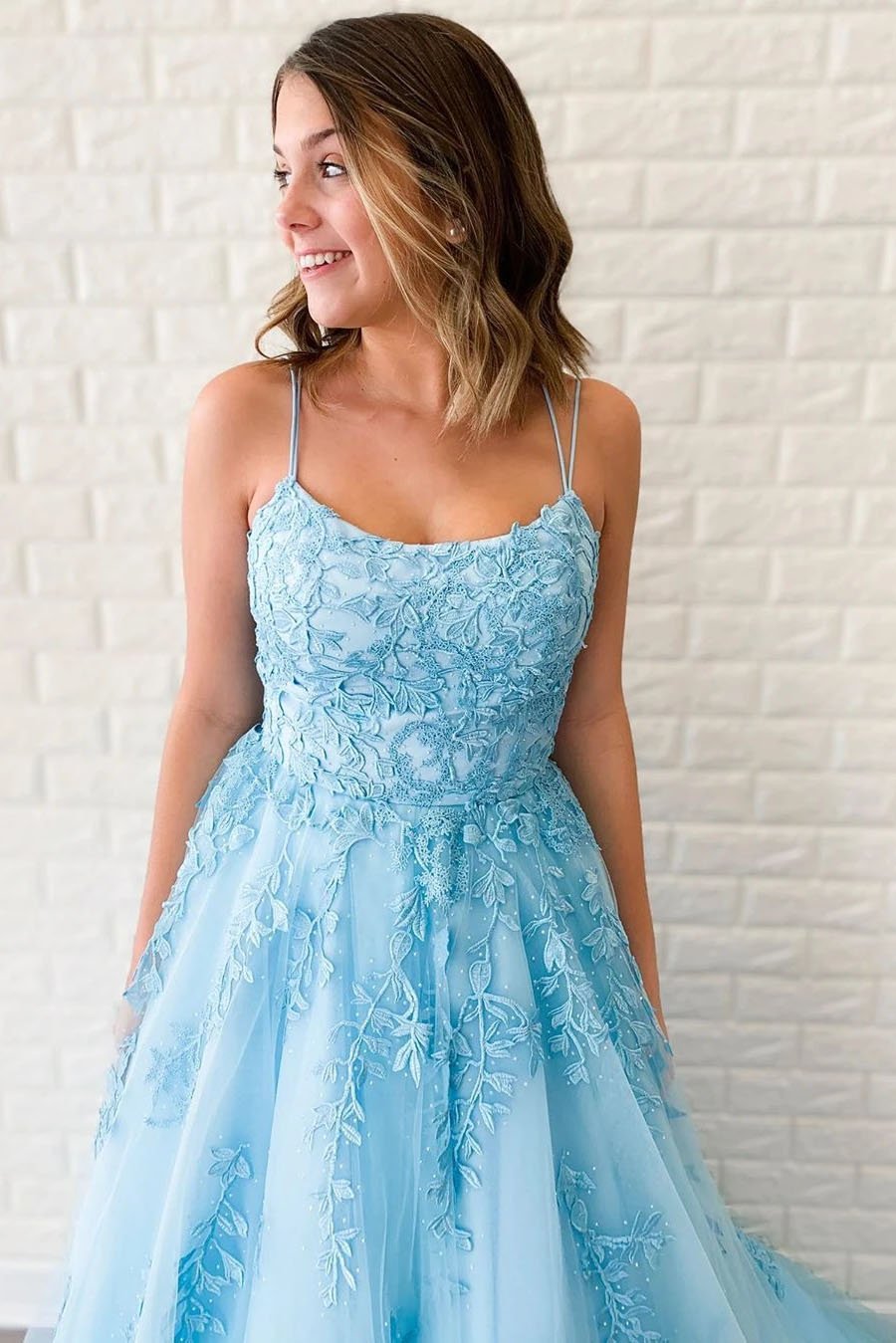 Unique A-Line Sky Blue Tulle Appliques Beads Scoop Prom Dresses with Lace STC20453