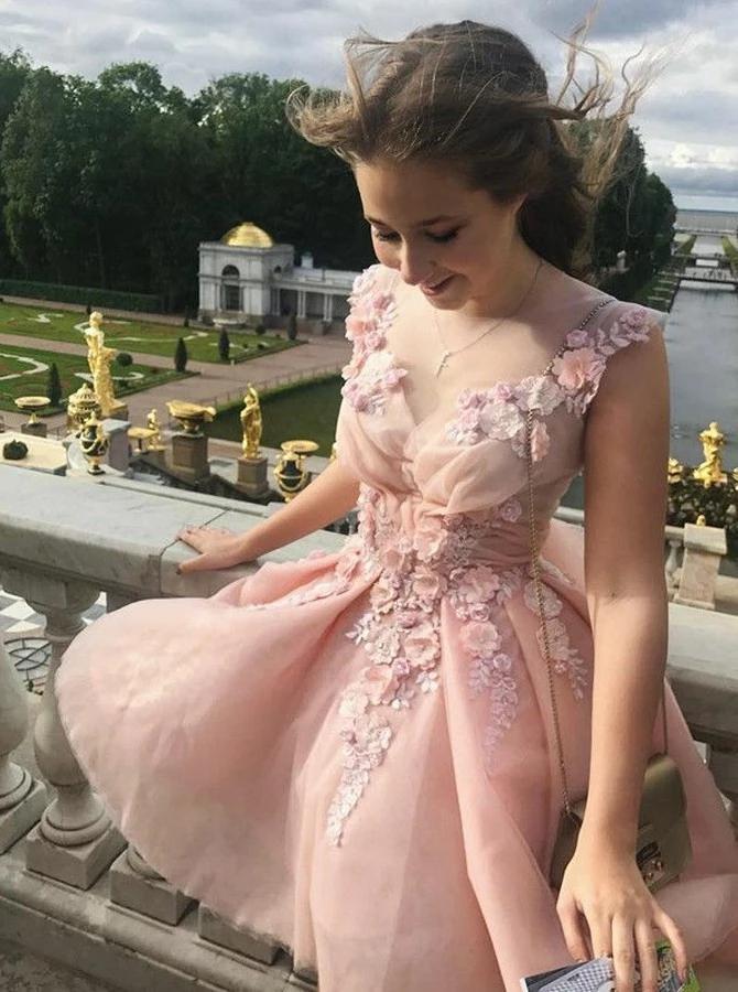 Princess Pearl Pink Tulle A-Line V Neck Floral Applique Short Cocktail Dress Homecoming Dress