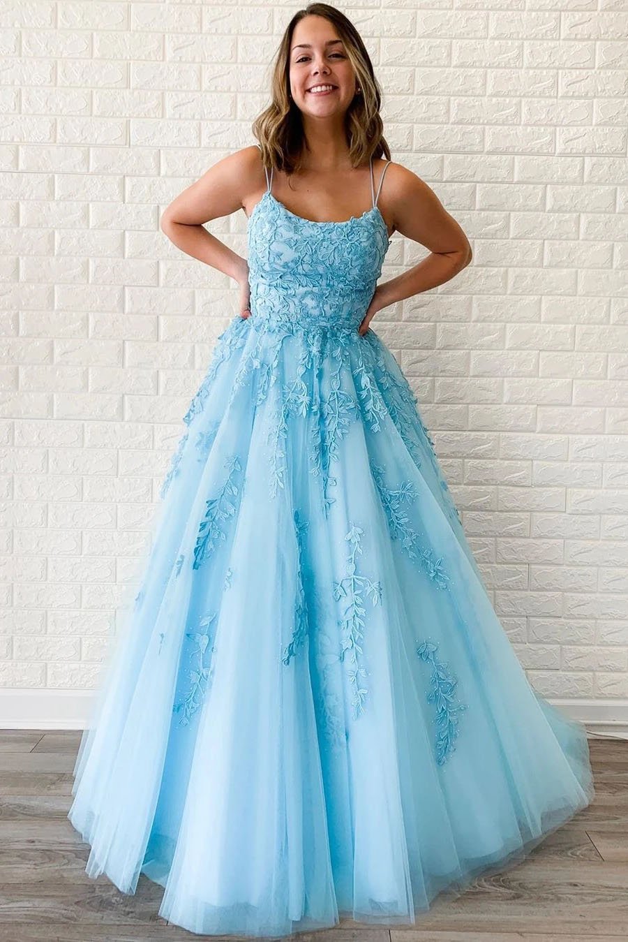 Unique A-Line Sky Blue Tulle Appliques Beads Scoop Prom Dresses with Lace STC20453