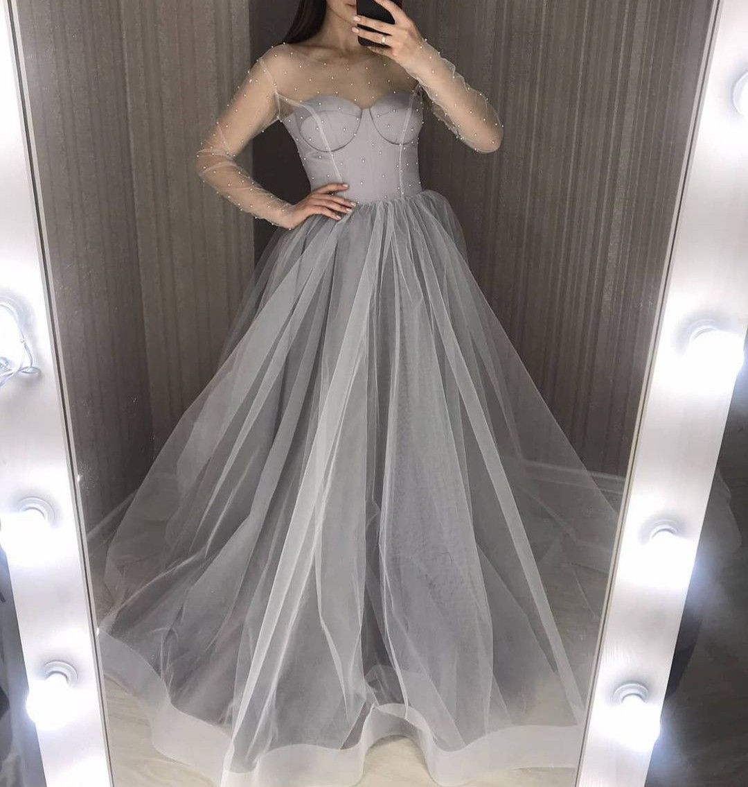 Long Sleeves Evening Dresses Grey A-Line Pearls Tulle Long Prom Dresses