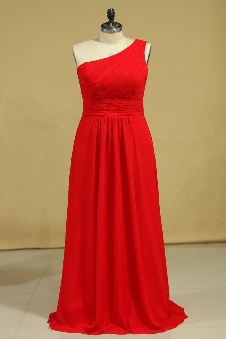Plus Size One Shoulder Bridesmaid Dresses  Ruffled Bodice A-Line Chiffon Red