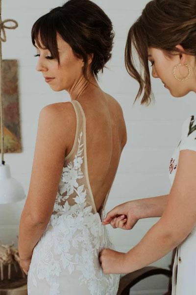 Elegant Mermaid Lace Appliques Straps V Neck Ivory Wedding Dresses, Beach Wedding Gowns STC15515