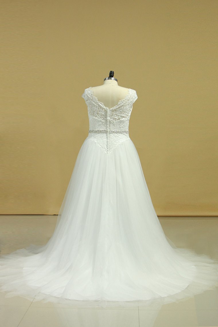 Plus Size  Wedding Dresses A-Line Bateau Court Train V-Back Tulle